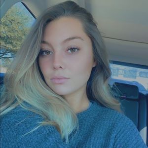 Meet your Posher, Deidra